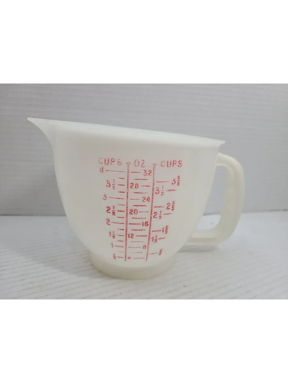 Vintage Tupperware Mix N Store 4 Cuo Measuring Pitcher Model 1288